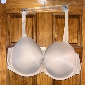 Auden Cream T-Shirt Bra Intimates strapless bra but comes with straps